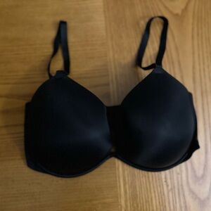 NWOT VS PINK Wear Everywhere Super Pushup Bra 36DD BLACK